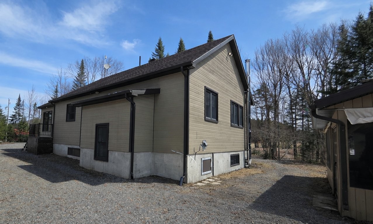 Back of Structure - 193 Ch. Tawachiche E., Lac-Aux-Sables, QC - Outdoor With Exterior