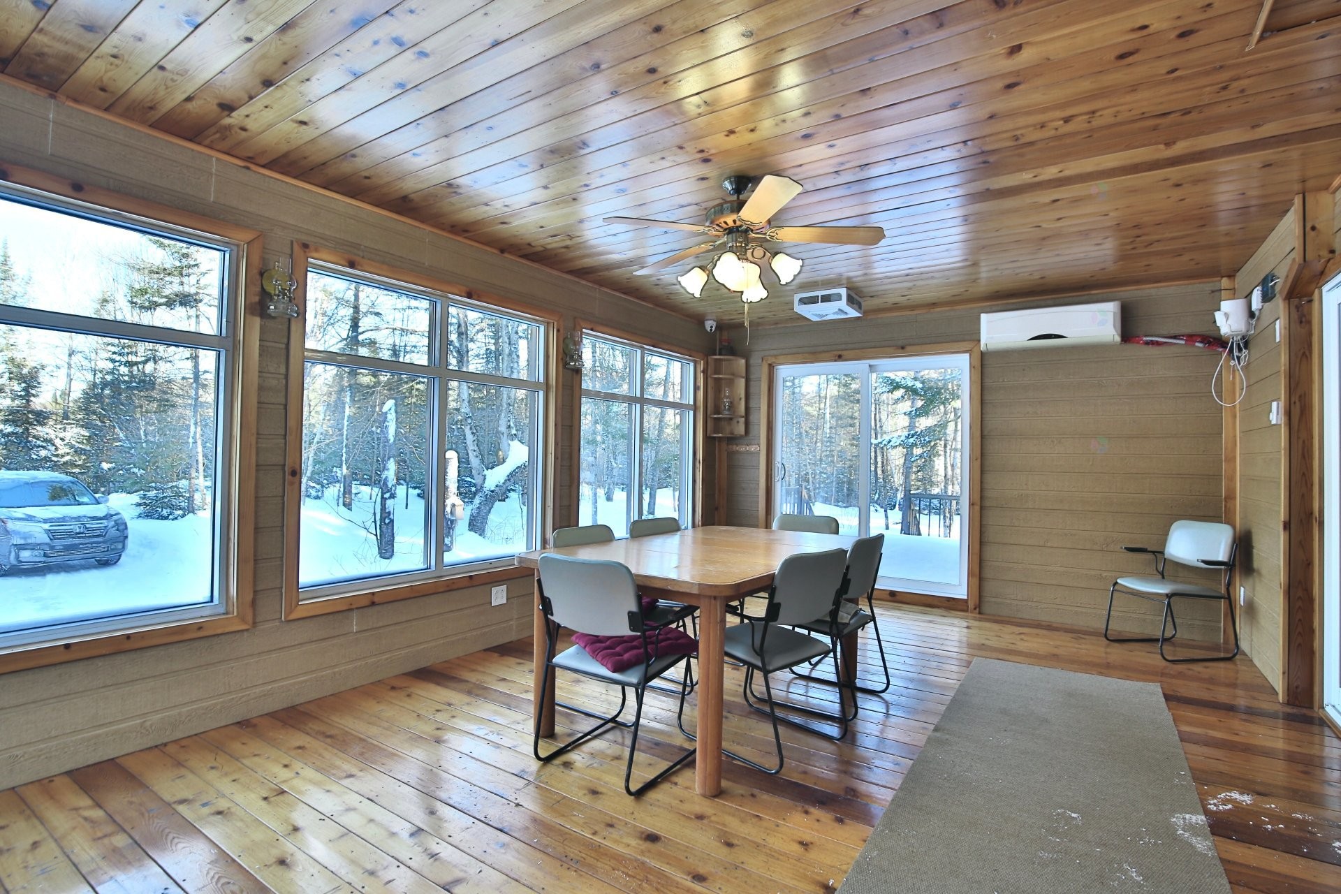Veranda - 193 Ch. Tawachiche E., Lac-Aux-Sables, QC - Indoor Photo Showing Dining Room