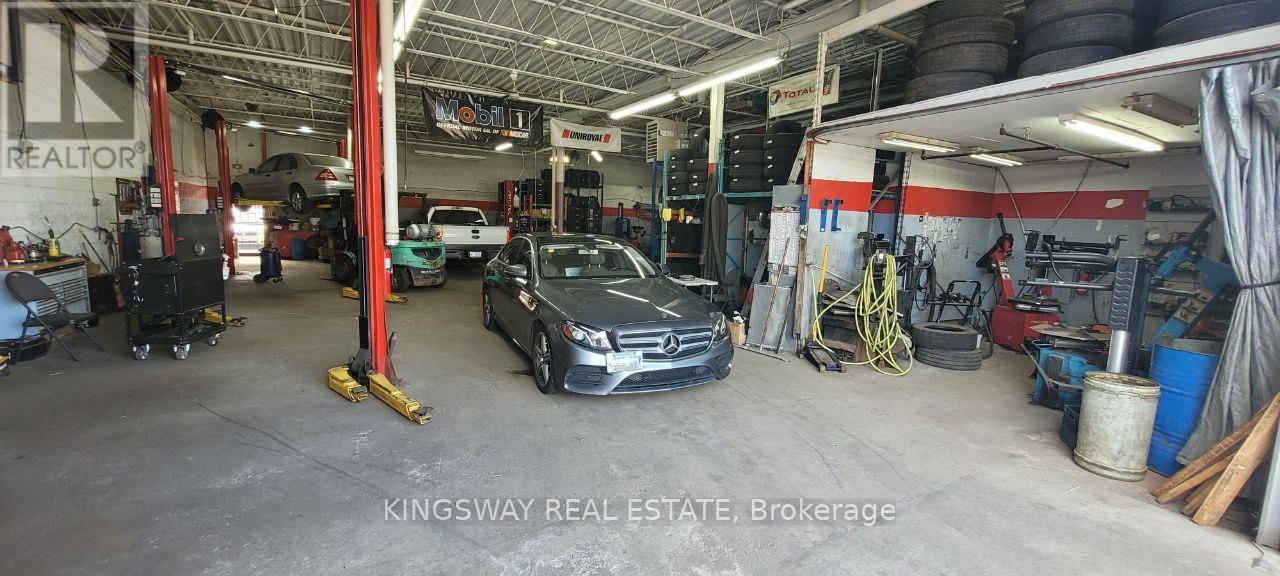 471 Garyray Drive, Toronto, ON