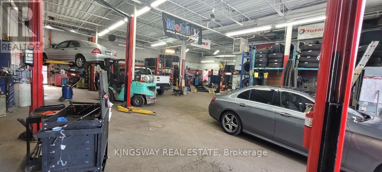 471 Garyray Drive, Toronto, ON