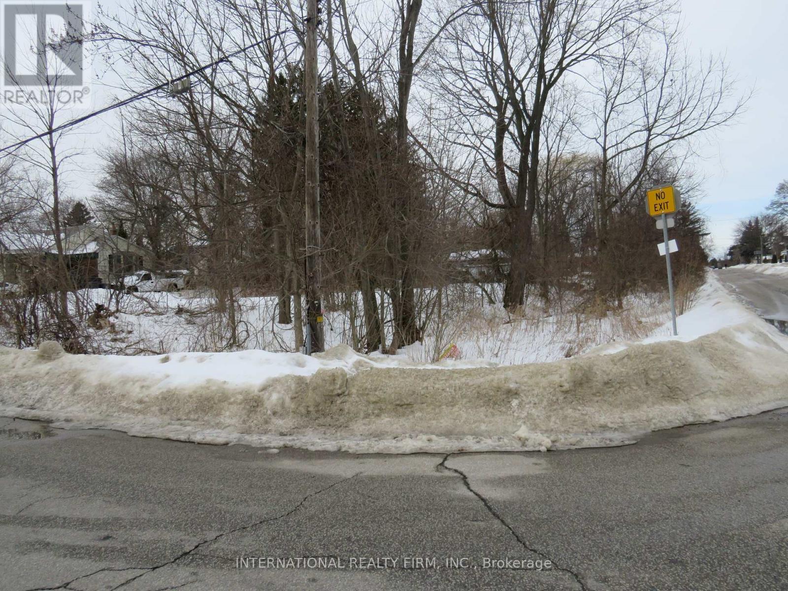 98 Euclid Avenue, Toronto, ON