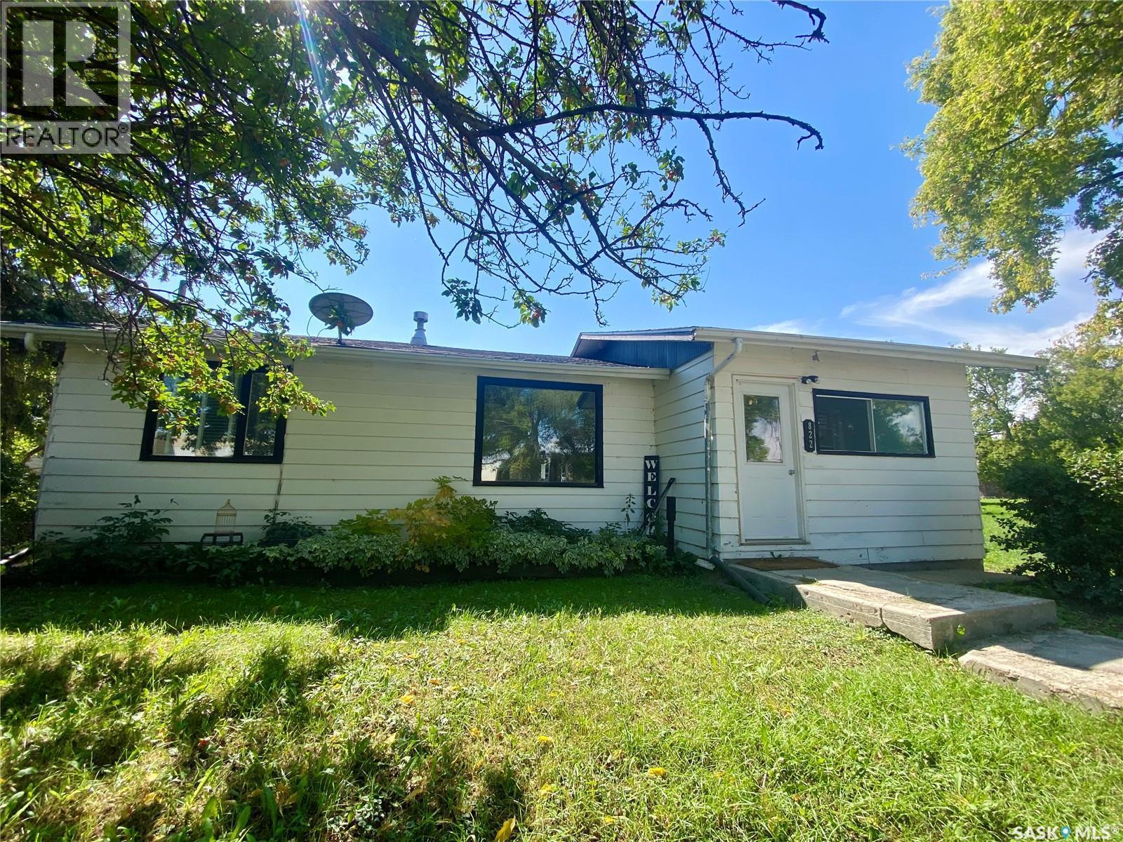 822 4Th Avenue, Raymore, SK - Outdoor