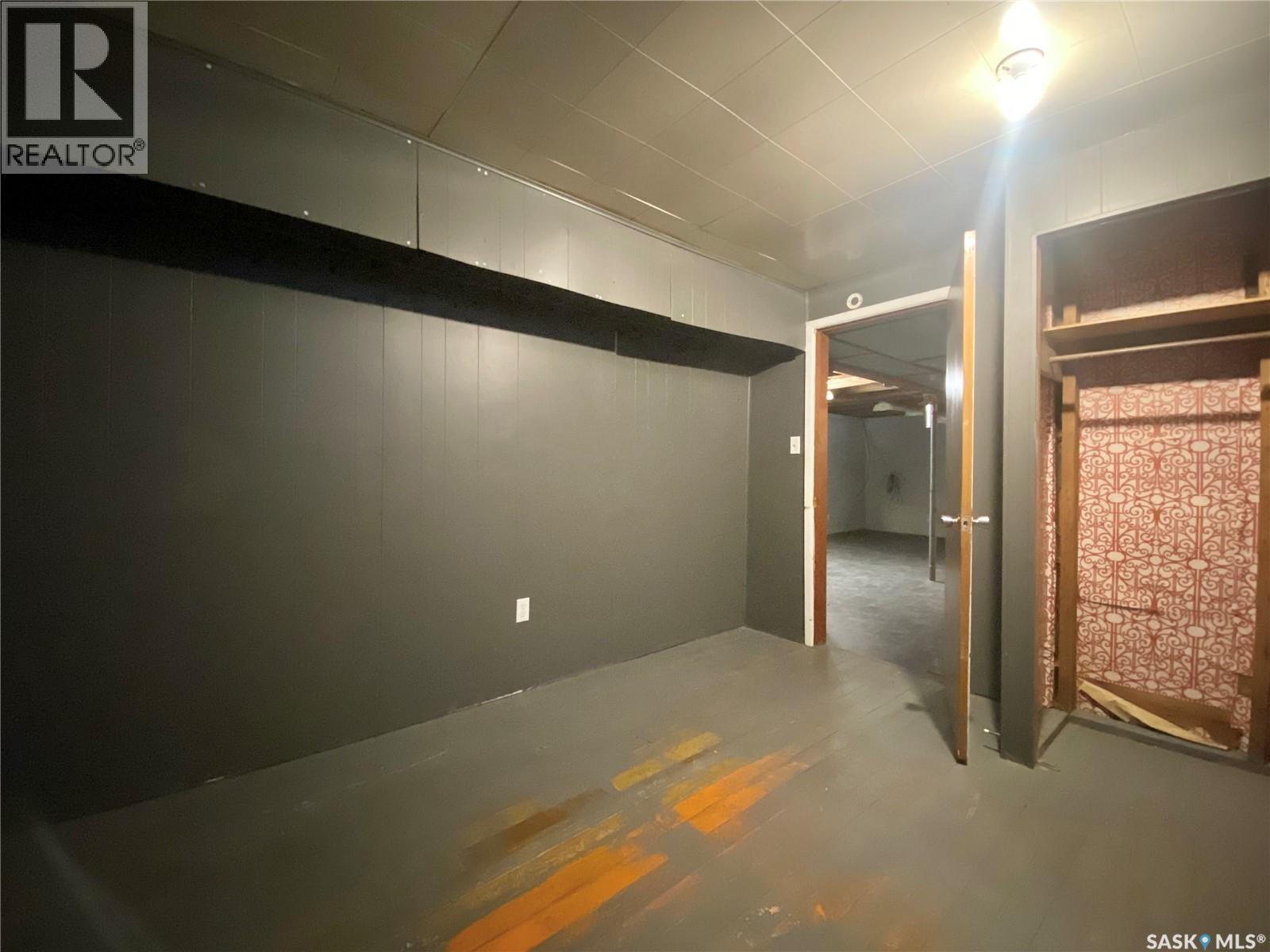 822 4Th Avenue, Raymore, SK - Indoor Photo Showing Other Room