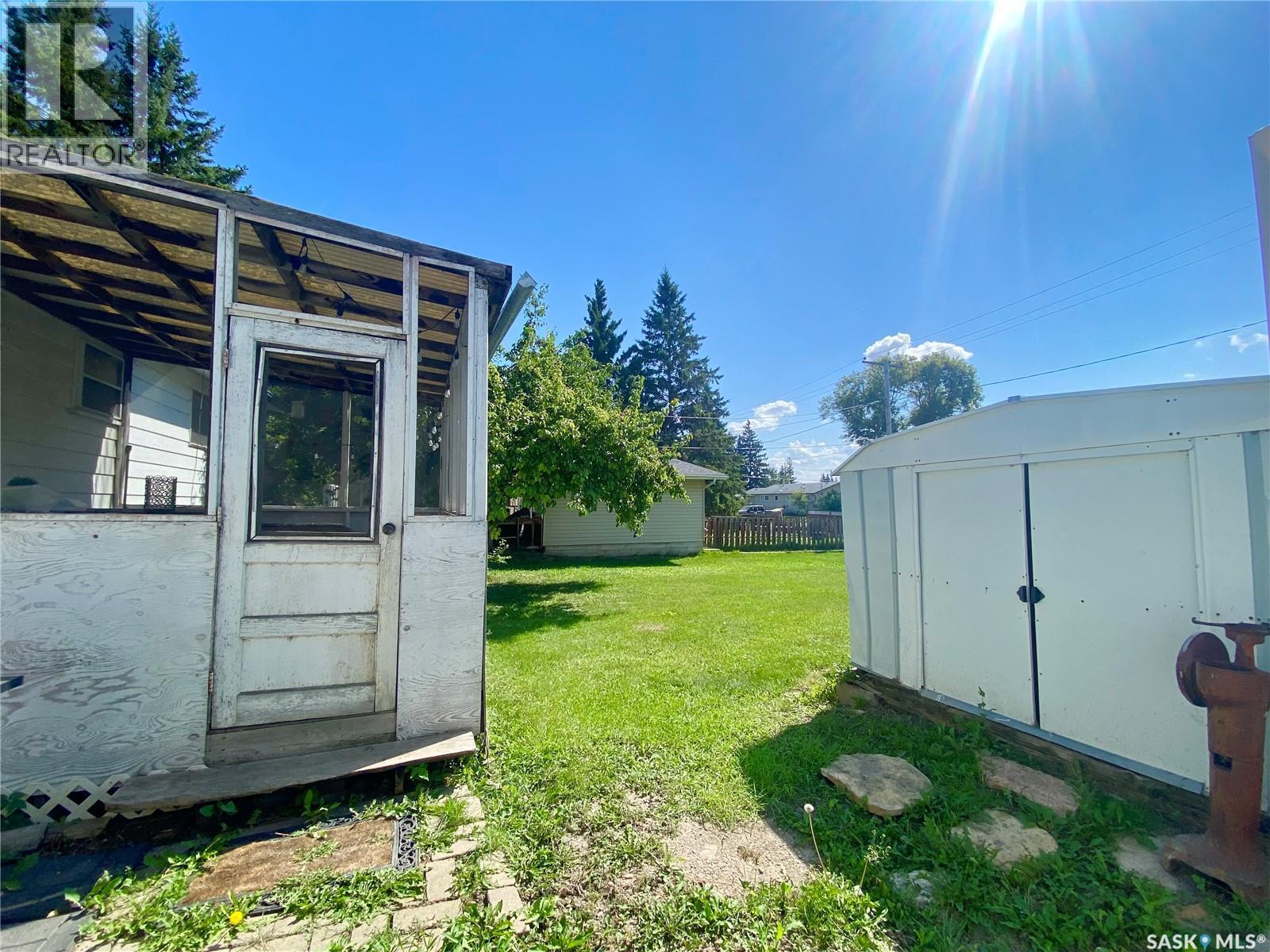 822 4Th Avenue, Raymore, SK - Outdoor