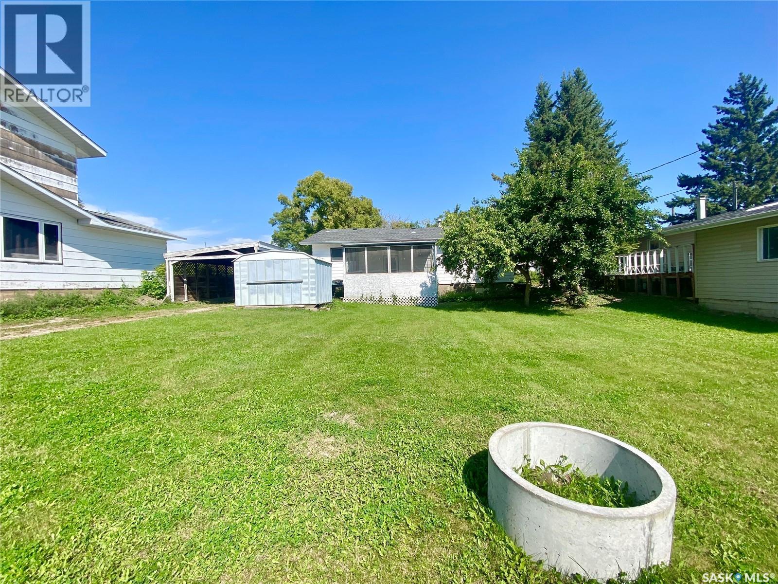 822 4Th Avenue, Raymore, SK - Outdoor