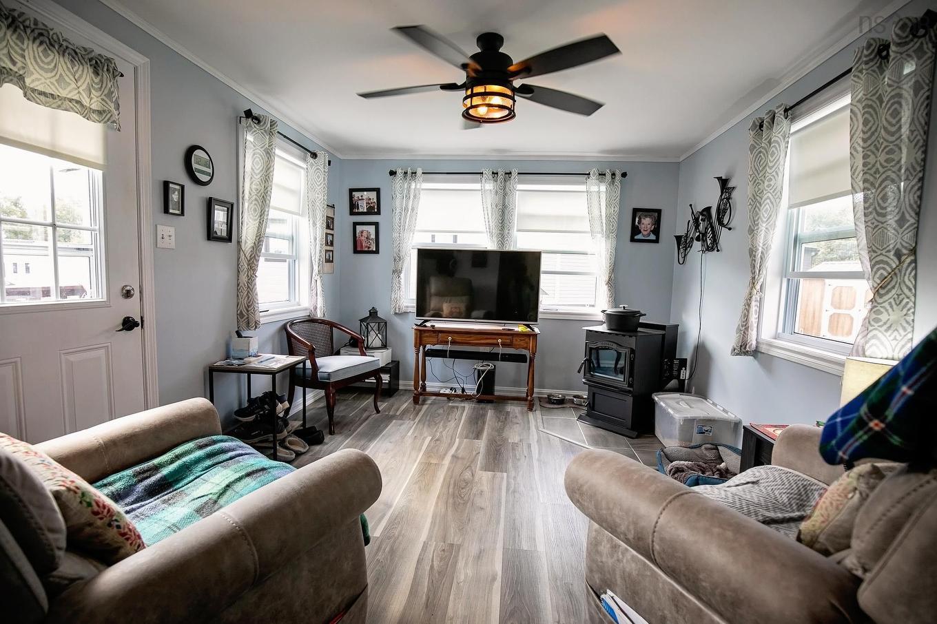 50 Pinehurst Street, Amherst, NS