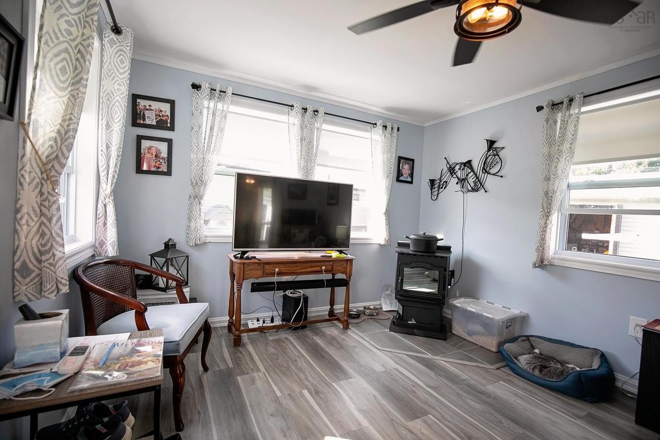 50 Pinehurst Street, Amherst, NS