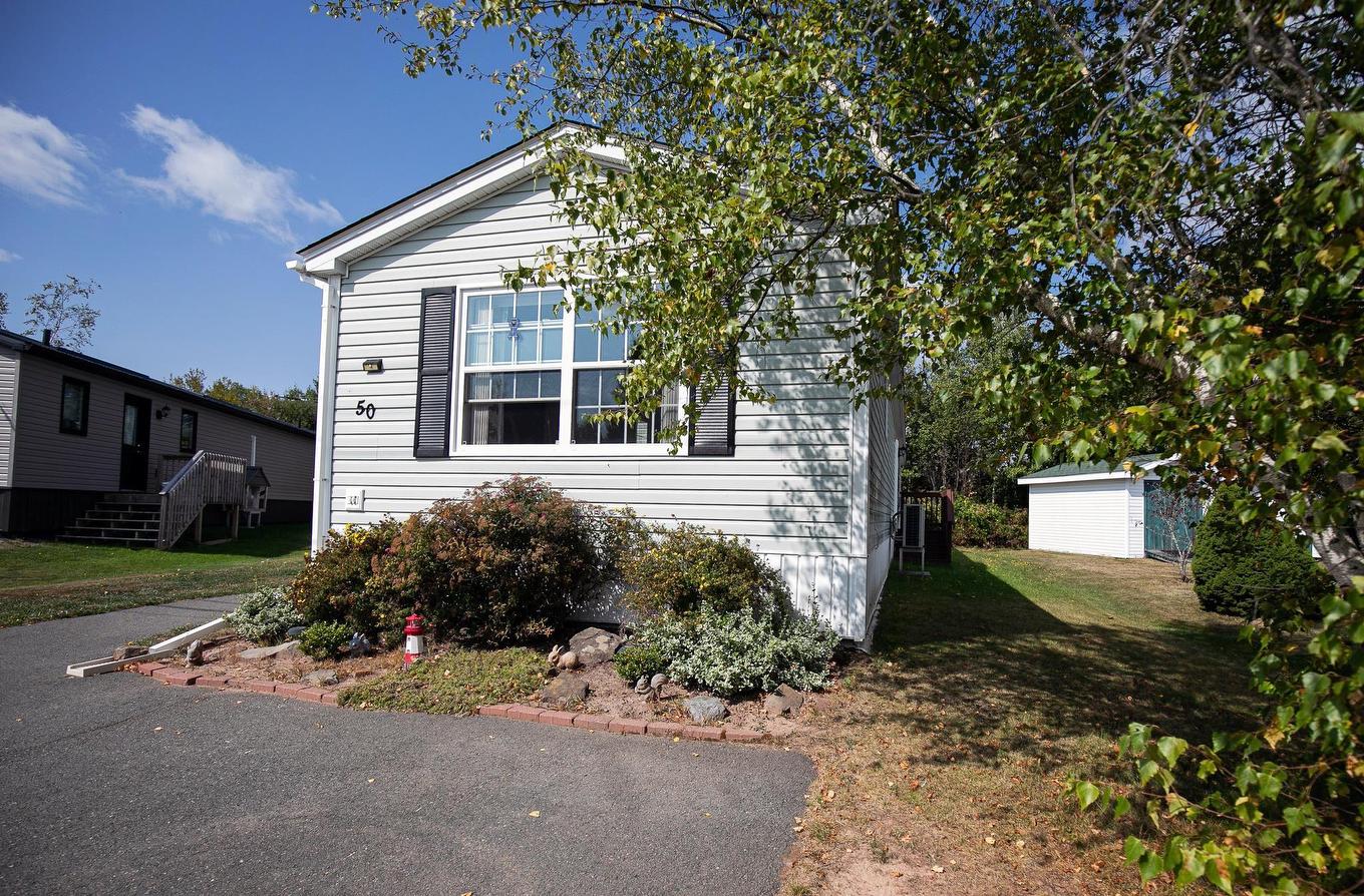 50 Pinehurst Street, Amherst, NS