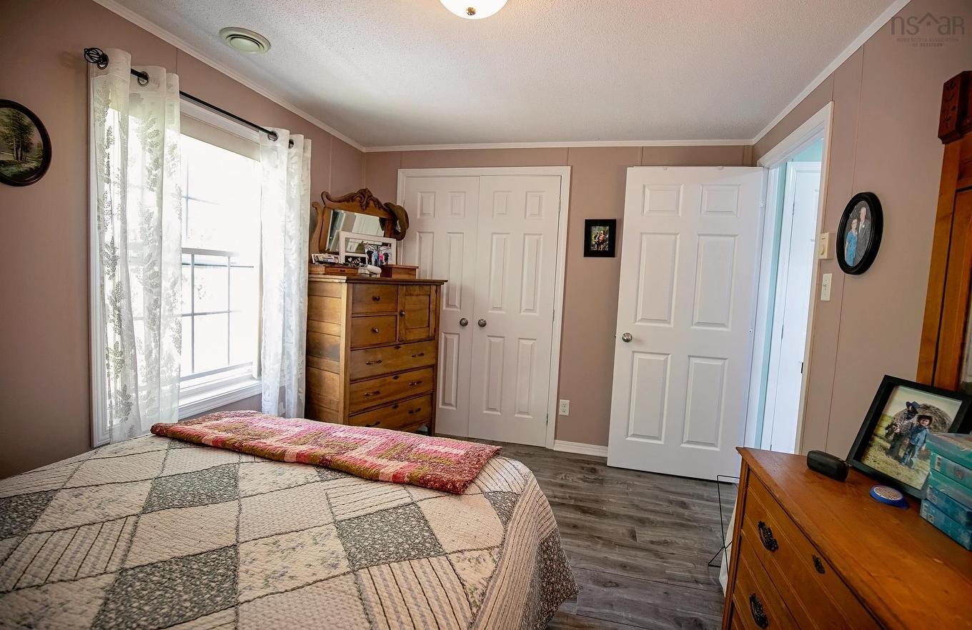 50 Pinehurst Street, Amherst, NS