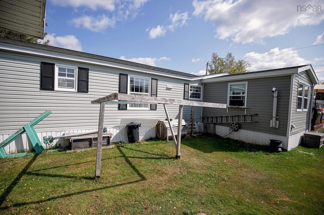 50 Pinehurst Street, Amherst, NS