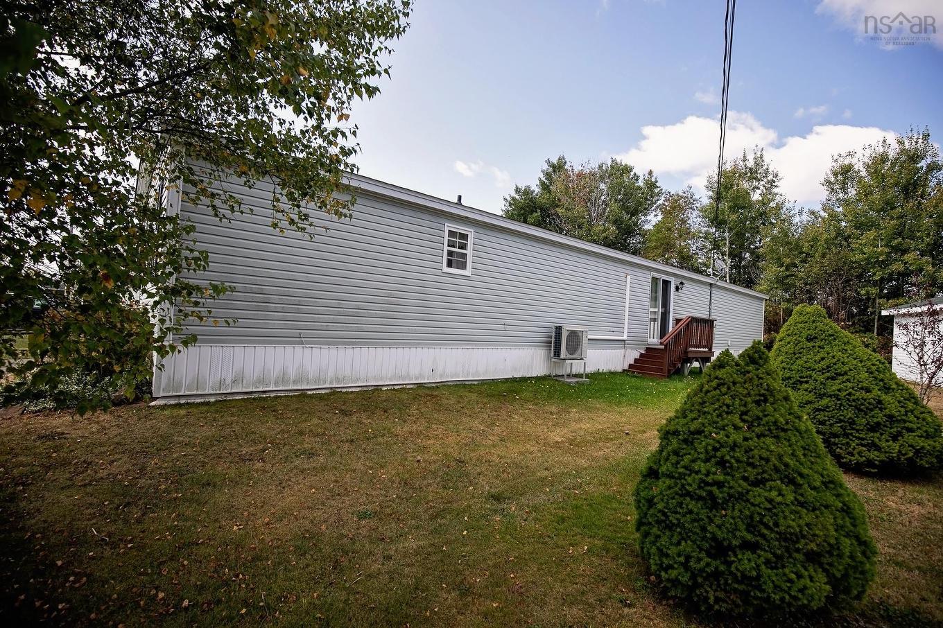 50 Pinehurst Street, Amherst, NS