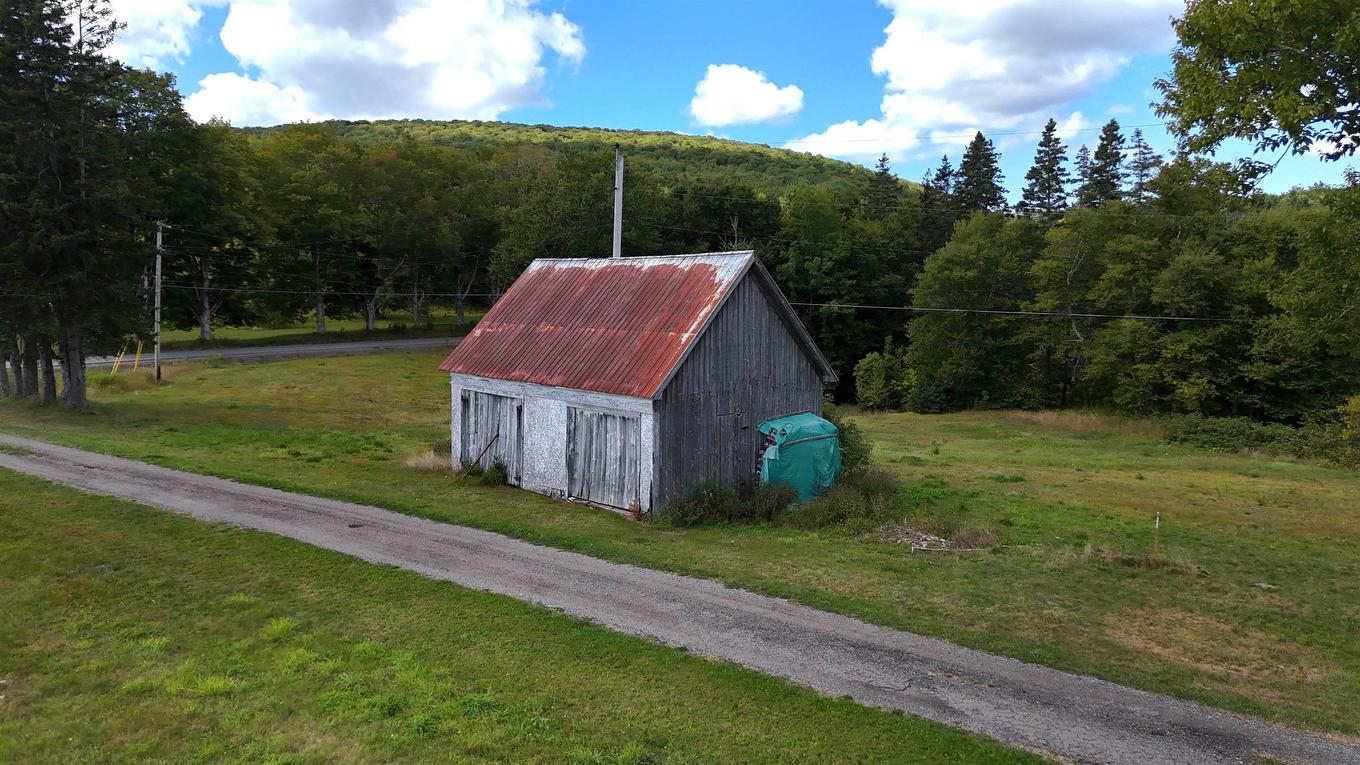 1047 West Side Middle River Road, Middle River, NS