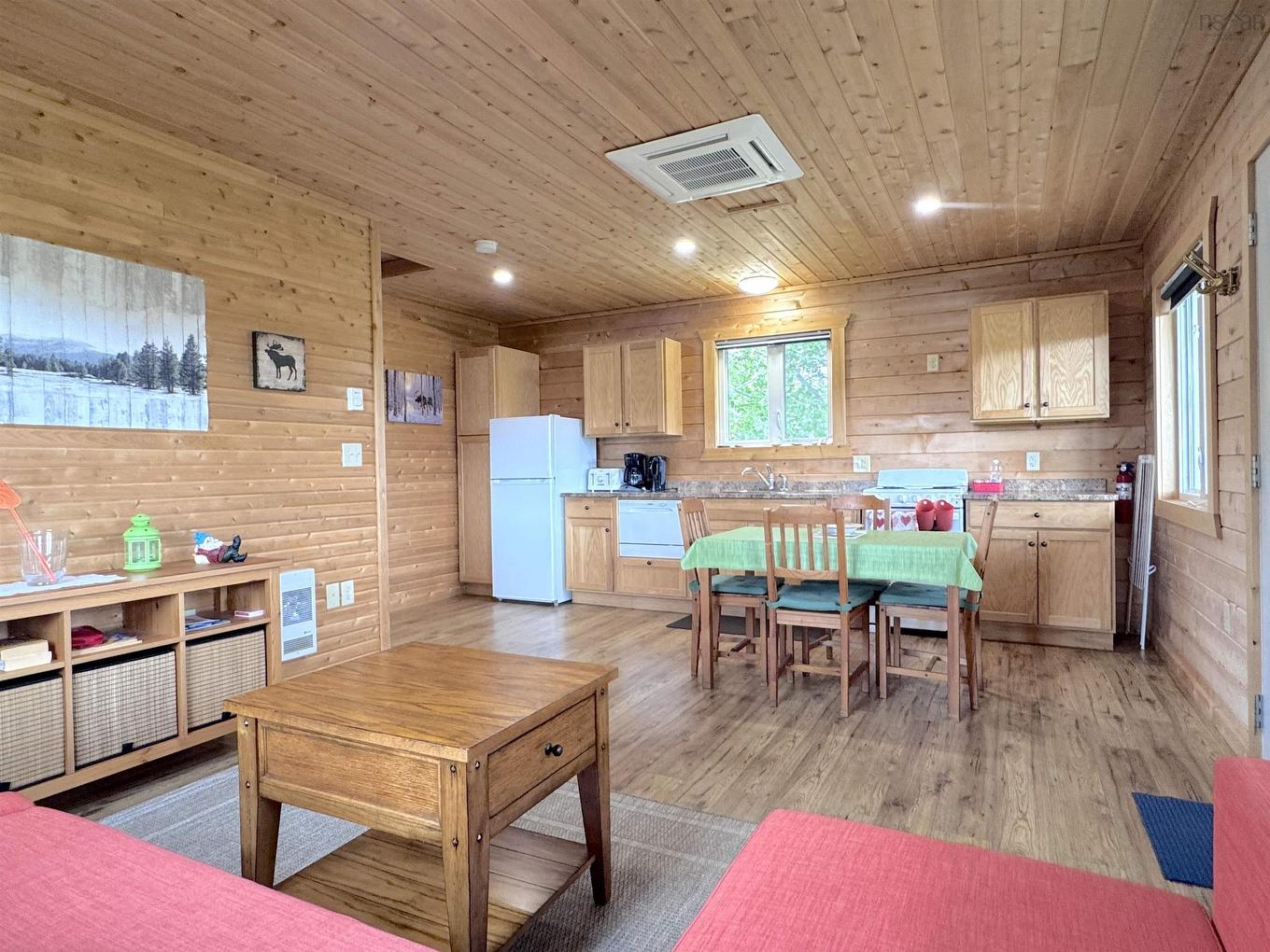 1047 West Side Middle River Road, Middle River, NS
