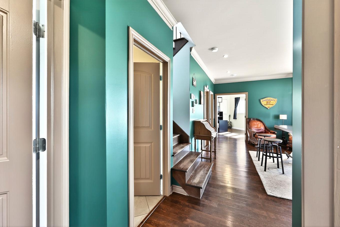 Salle familiale - 1049 Rue Des Chevaliers, Prévost, QC - Indoor Photo Showing Other Room