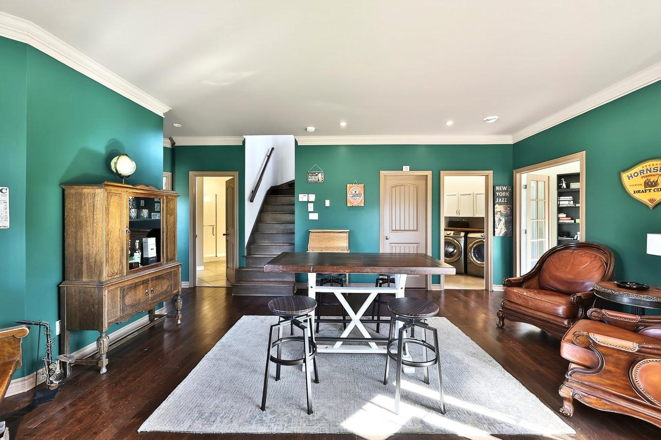 Salle familiale - 1049 Rue Des Chevaliers, Prévost, QC - Indoor