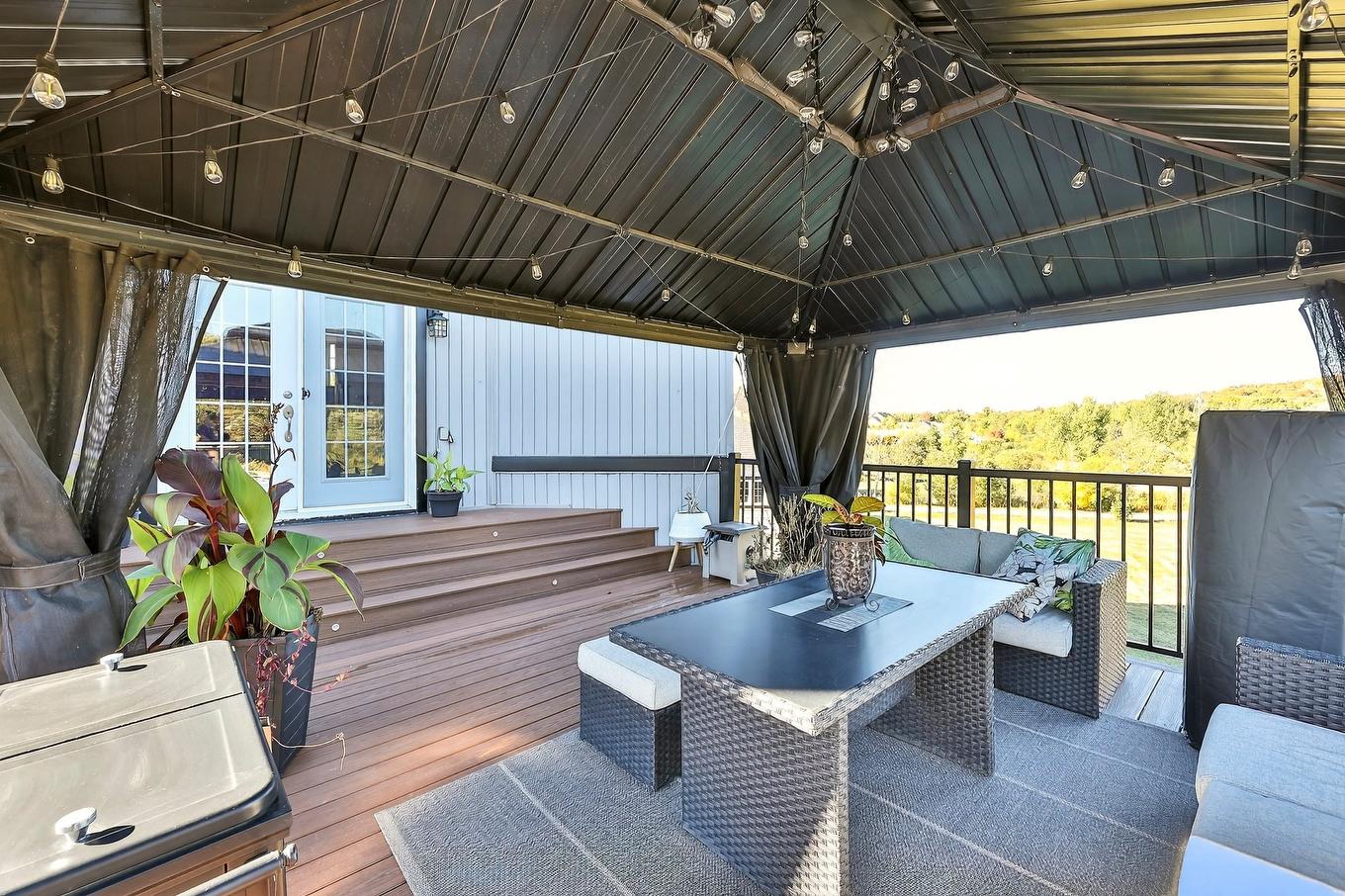 Terrasse - 1049 Rue Des Chevaliers, Prévost, QC - Outdoor With Deck Patio Veranda With Exterior