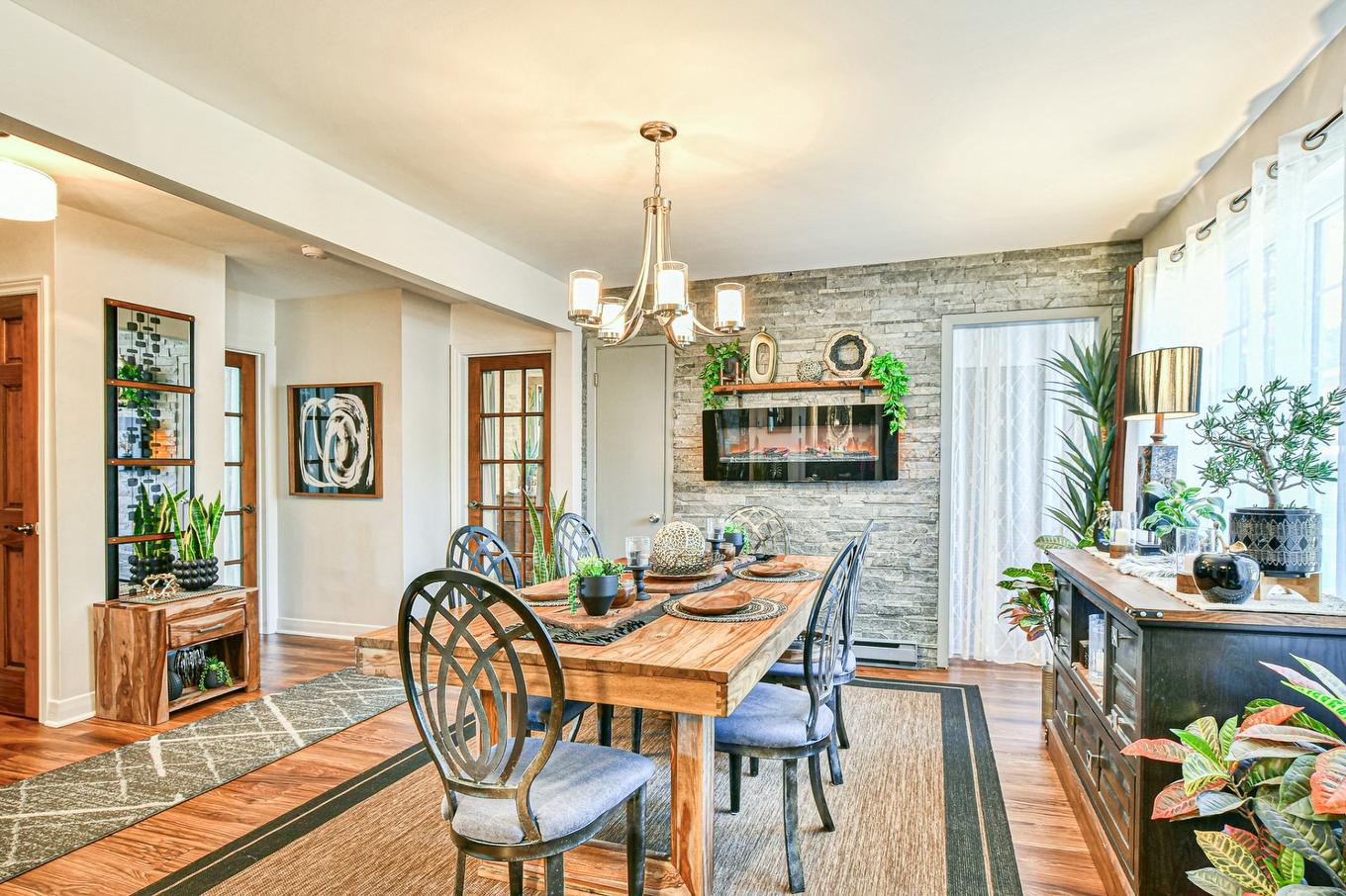 Dining room - 552 - 556 Rue Chapleau, Saint-Jérôme, QC - Indoor Photo Showing Dining Room
