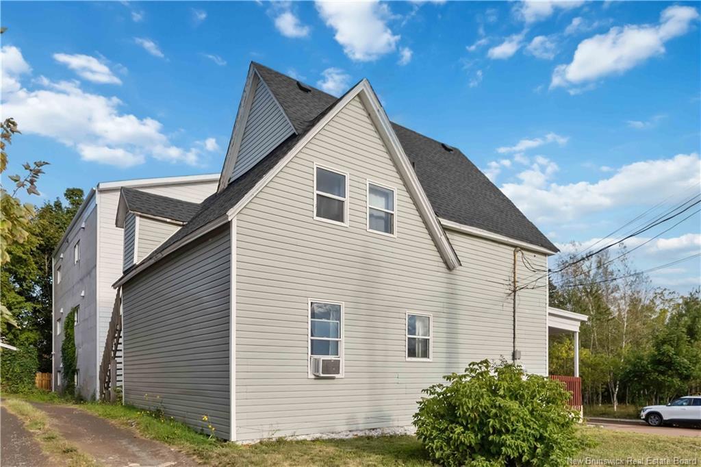 19 Eden St, Moncton, NB