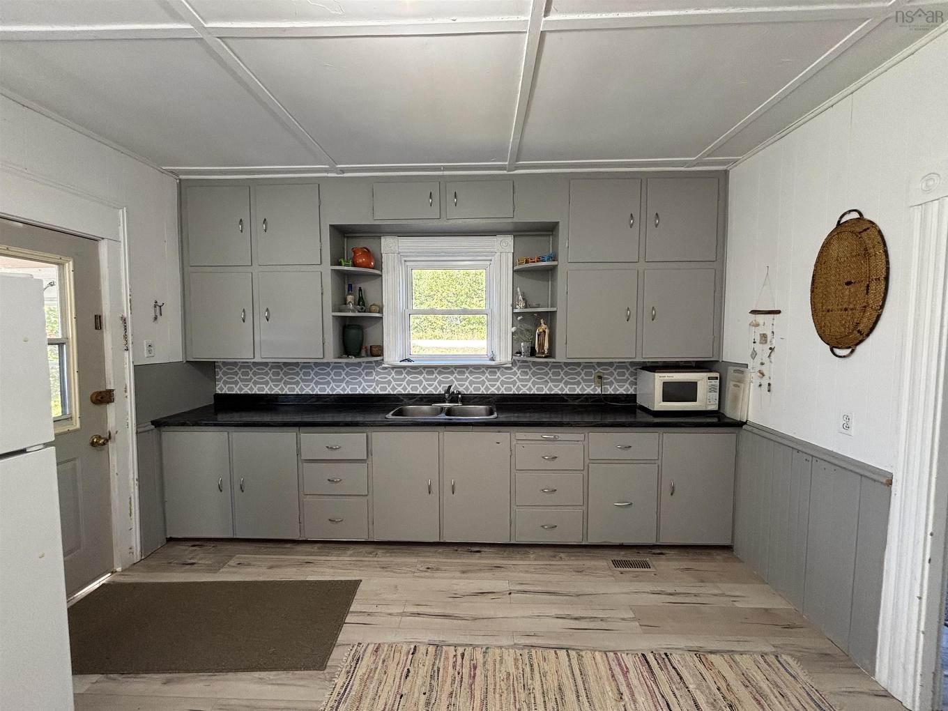 18 Central Port Mouton Road, Port Mouton, NS