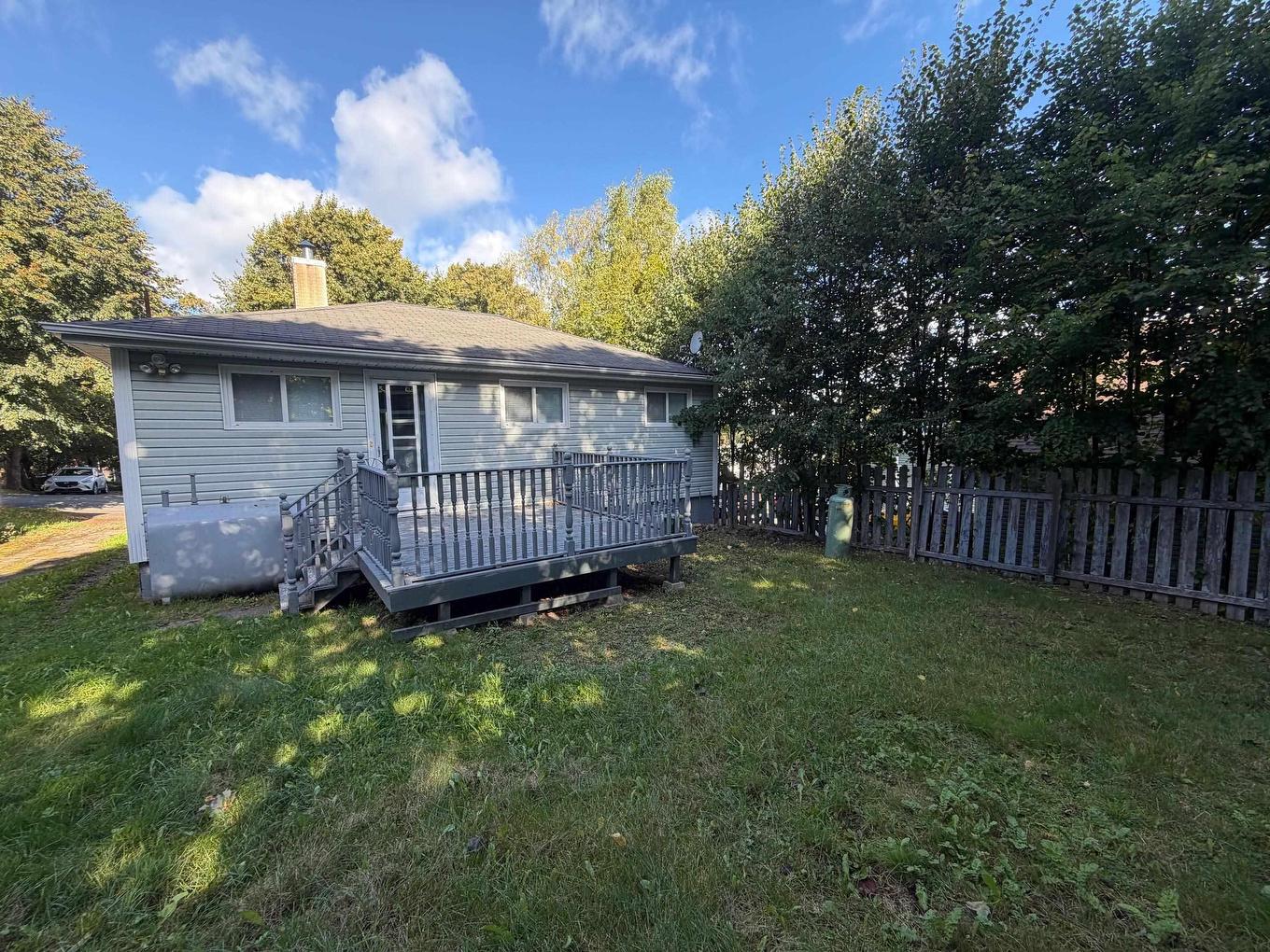 24 Highland Street, Sydney, NS