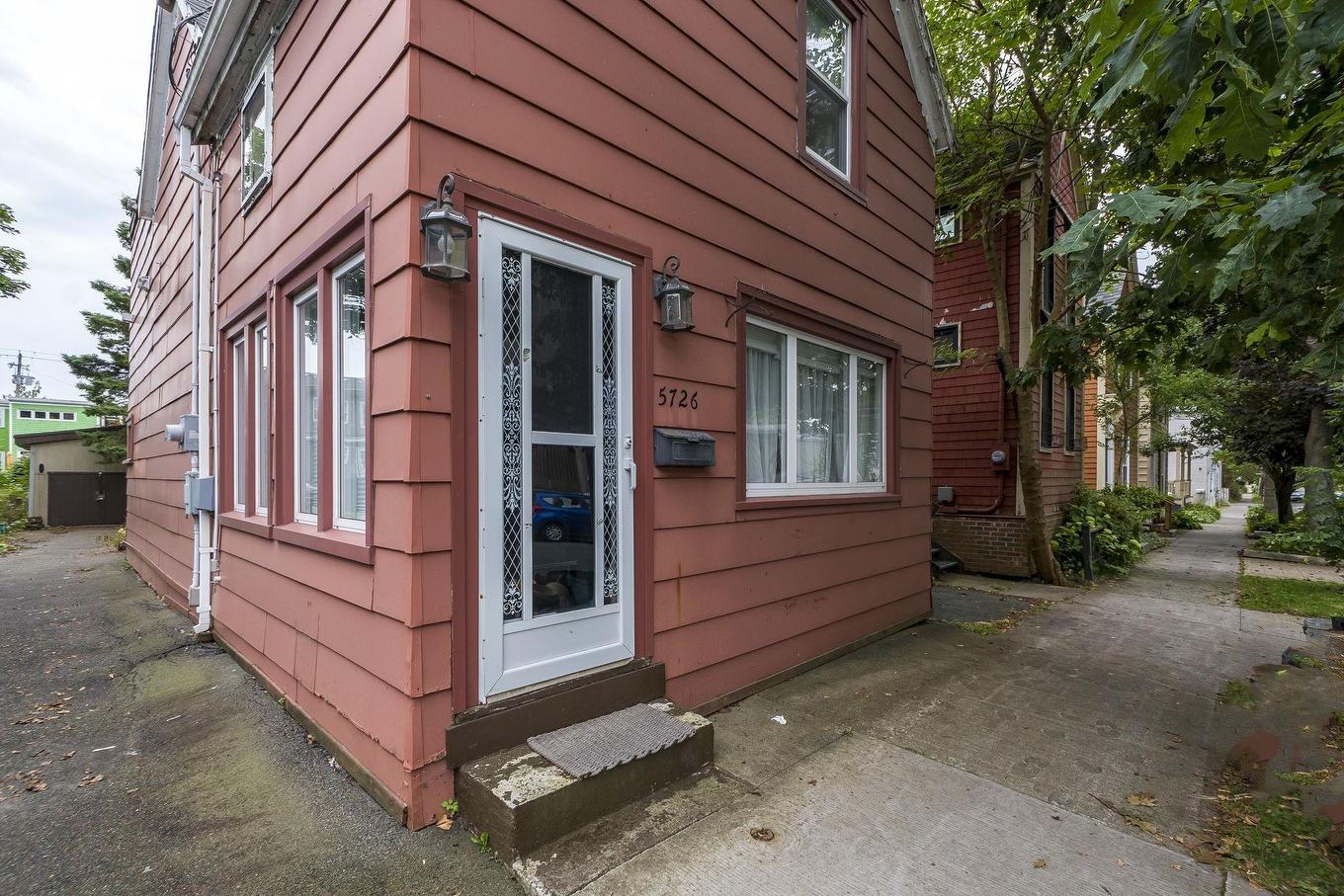 5726 Willow Street, Halifax, NS