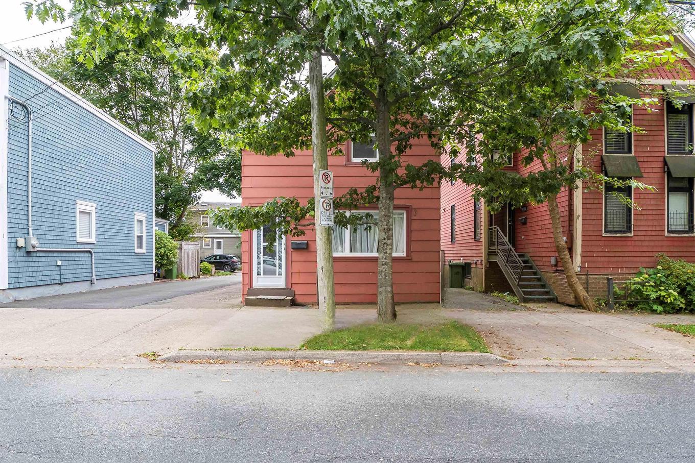 5726 Willow Street, Halifax, NS