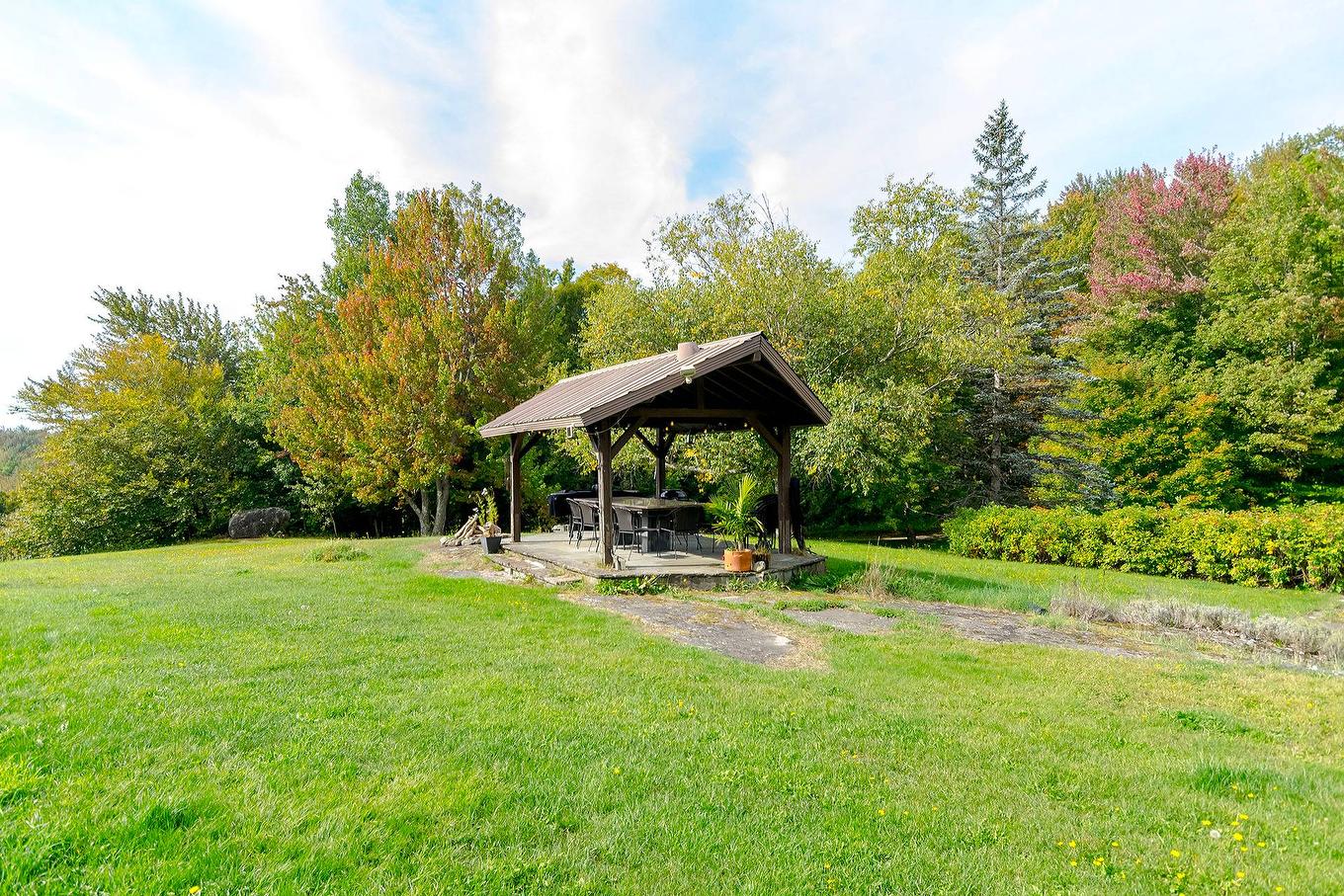 Other - 2256 Ch. Scenic, Sutton, QC - Outdoor