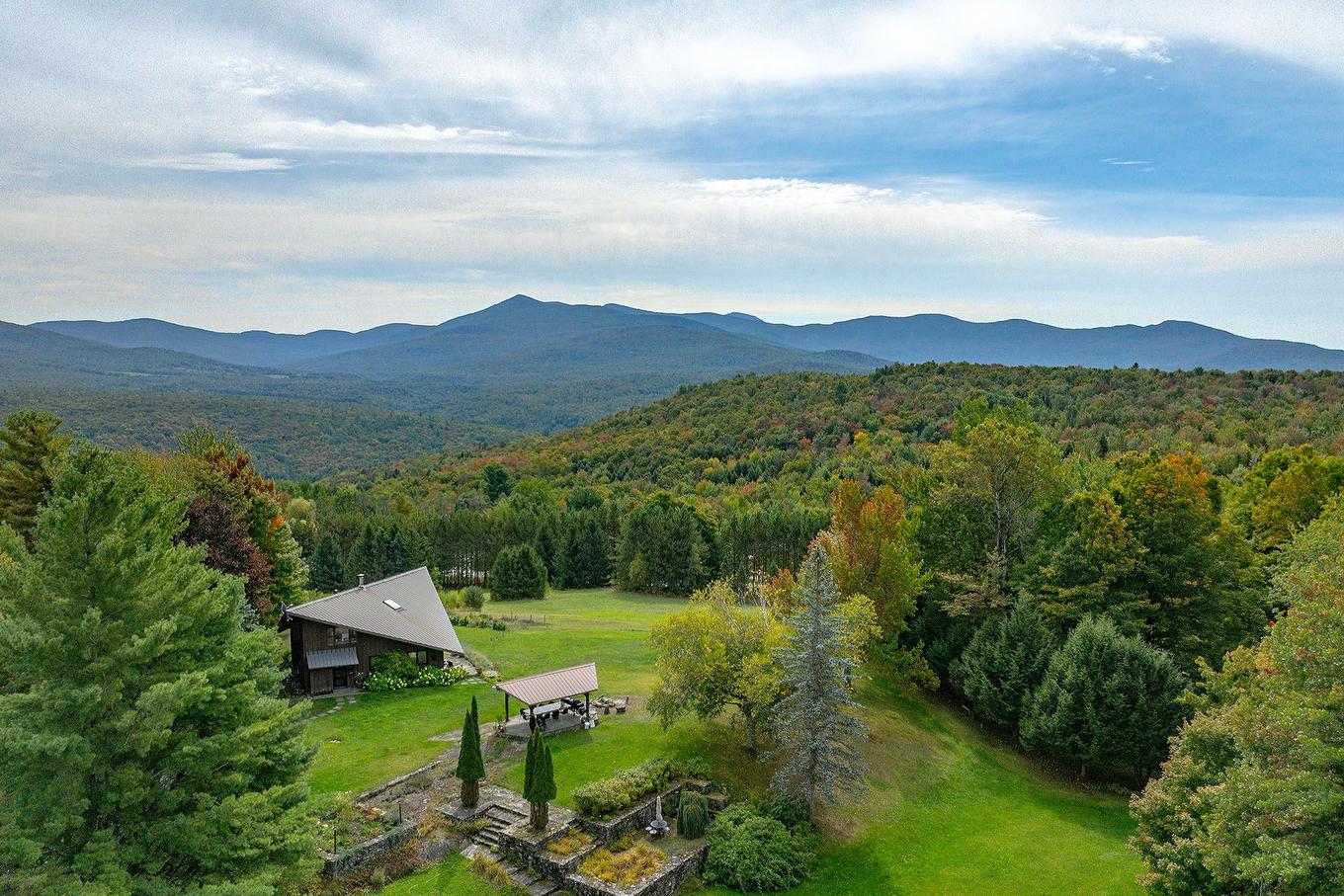 Aerial photo - 2256 Ch. Scenic, Sutton, QC - Outdoor With View