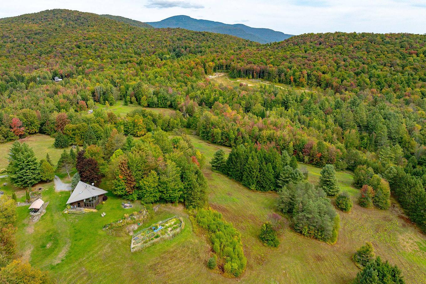Aerial photo - 2256 Ch. Scenic, Sutton, QC - Outdoor With View