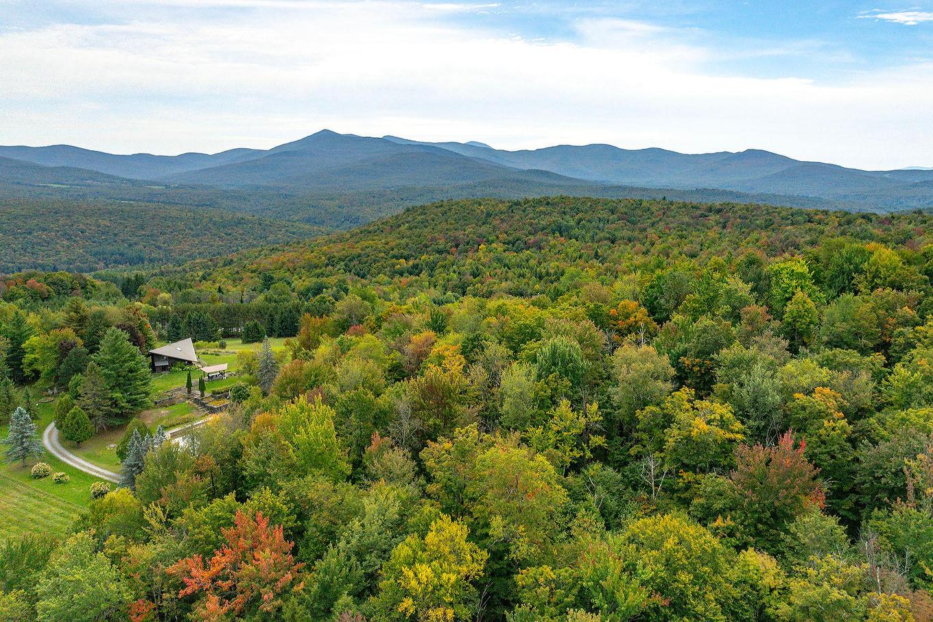 Aerial photo - 2256 Ch. Scenic, Sutton, QC - Outdoor With View