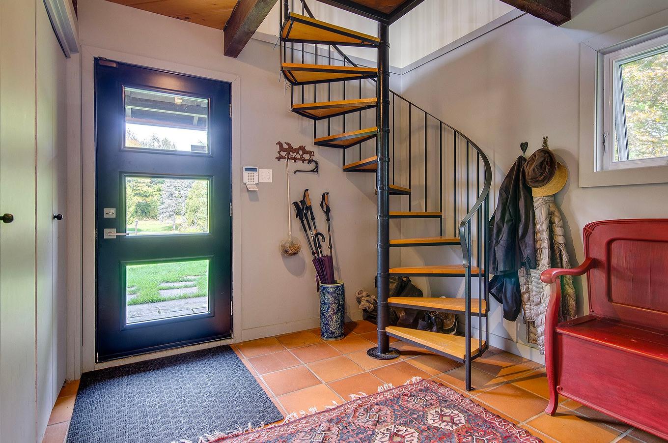 Hall - 2256 Ch. Scenic, Sutton, QC - Indoor Photo Showing Other Room