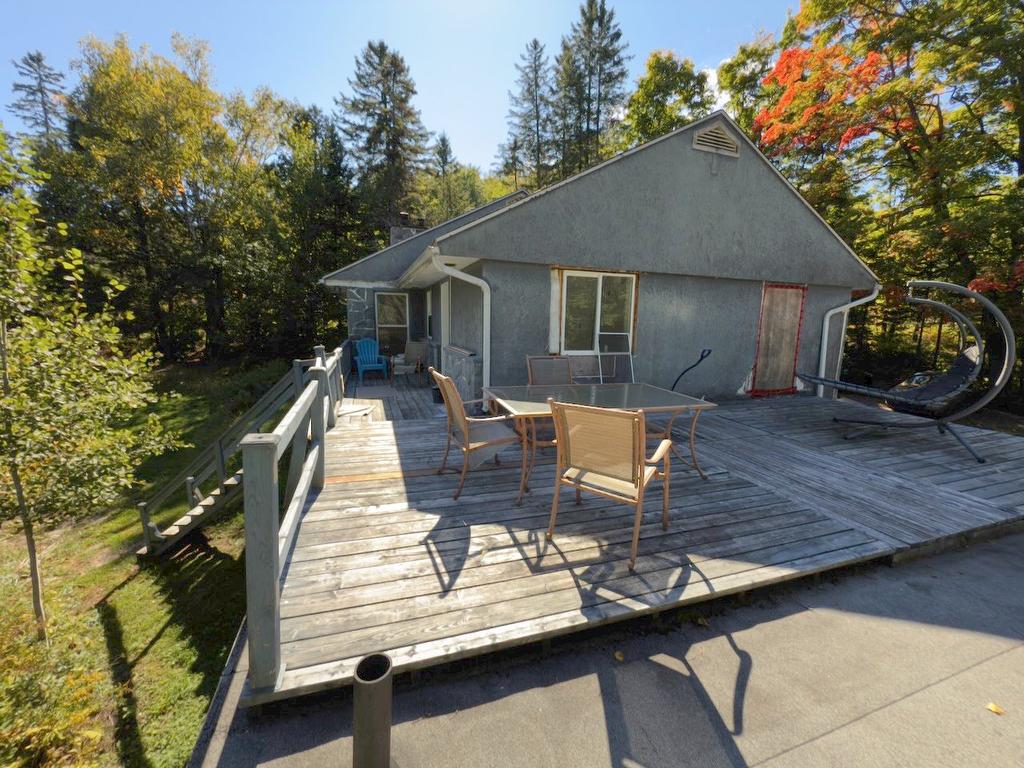 Patio - 541 Rue Morin, Sainte-Adèle, QC - Outdoor