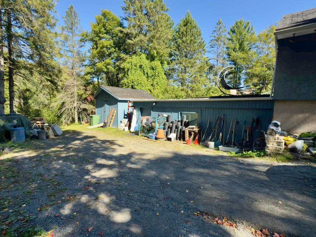 Workshop - 541 Rue Morin, Sainte-Adèle, QC - Outdoor