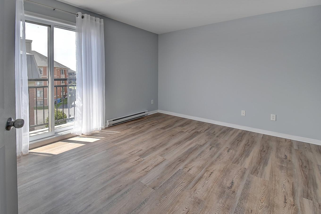 Chambre à coucher - 8982 Crois. Du Louvre, Brossard, QC - Indoor Photo Showing Other Room