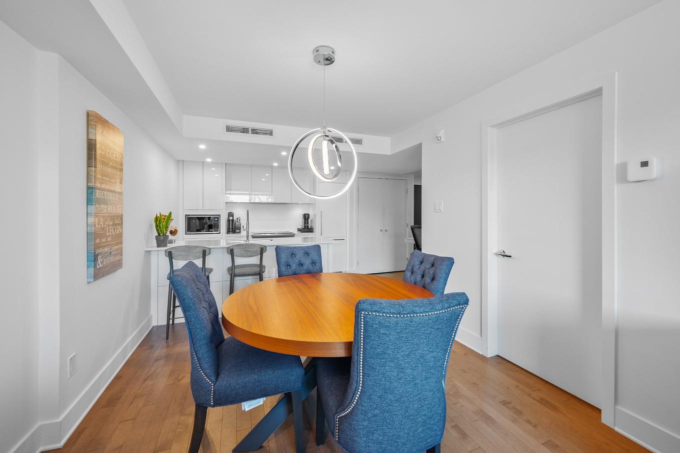 Dining room - 515-1450 Rue Island, Montréal (Le Sud-Ouest), QC - Indoor Photo Showing Dining Room