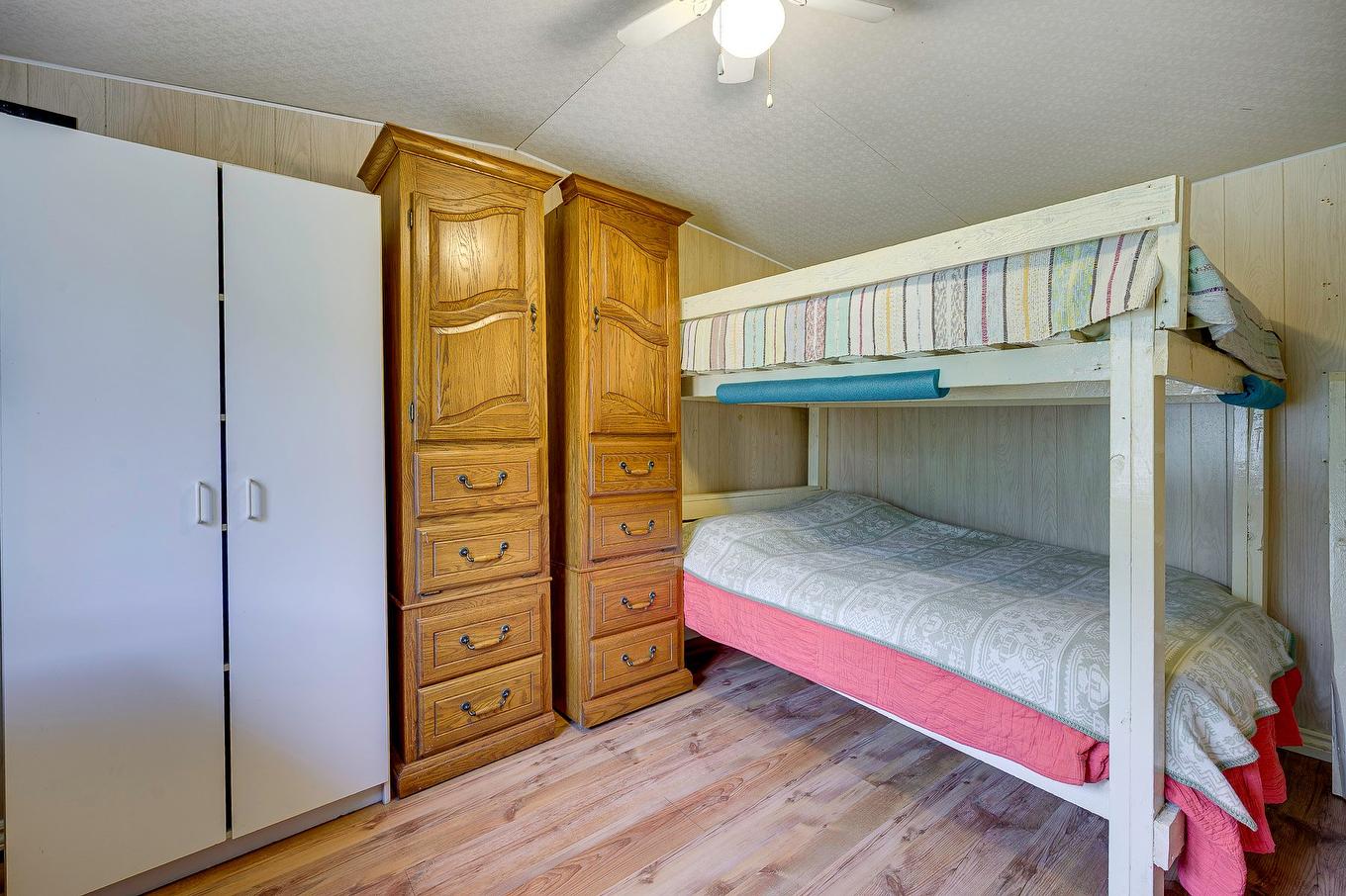 Bedroom - 198 Ch. De La Source, Lantier, QC - Indoor Photo Showing Bedroom