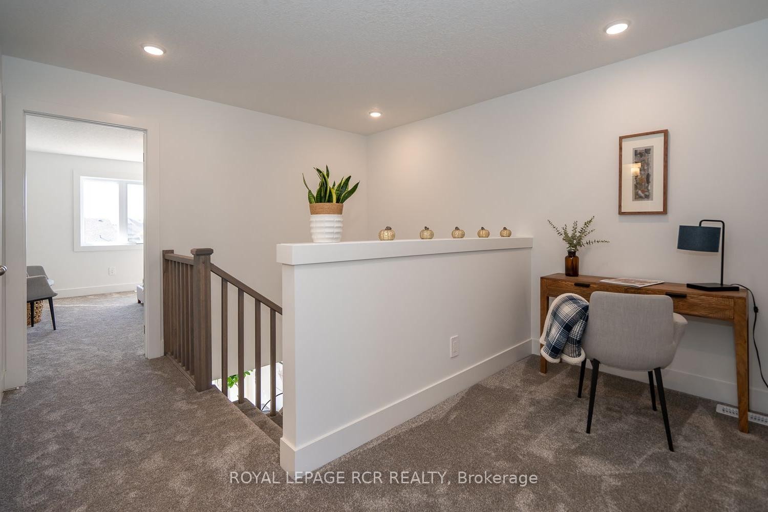 19-690 Broadway Avenue, Orangeville, ON - Indoor