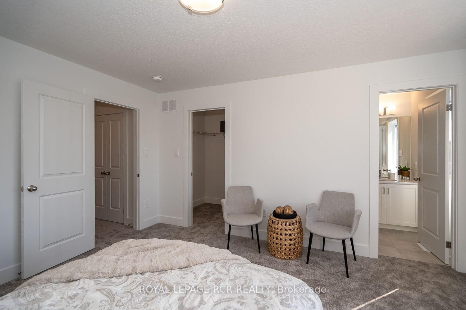 19-690 Broadway Avenue, Orangeville, ON - Indoor Photo Showing Bedroom