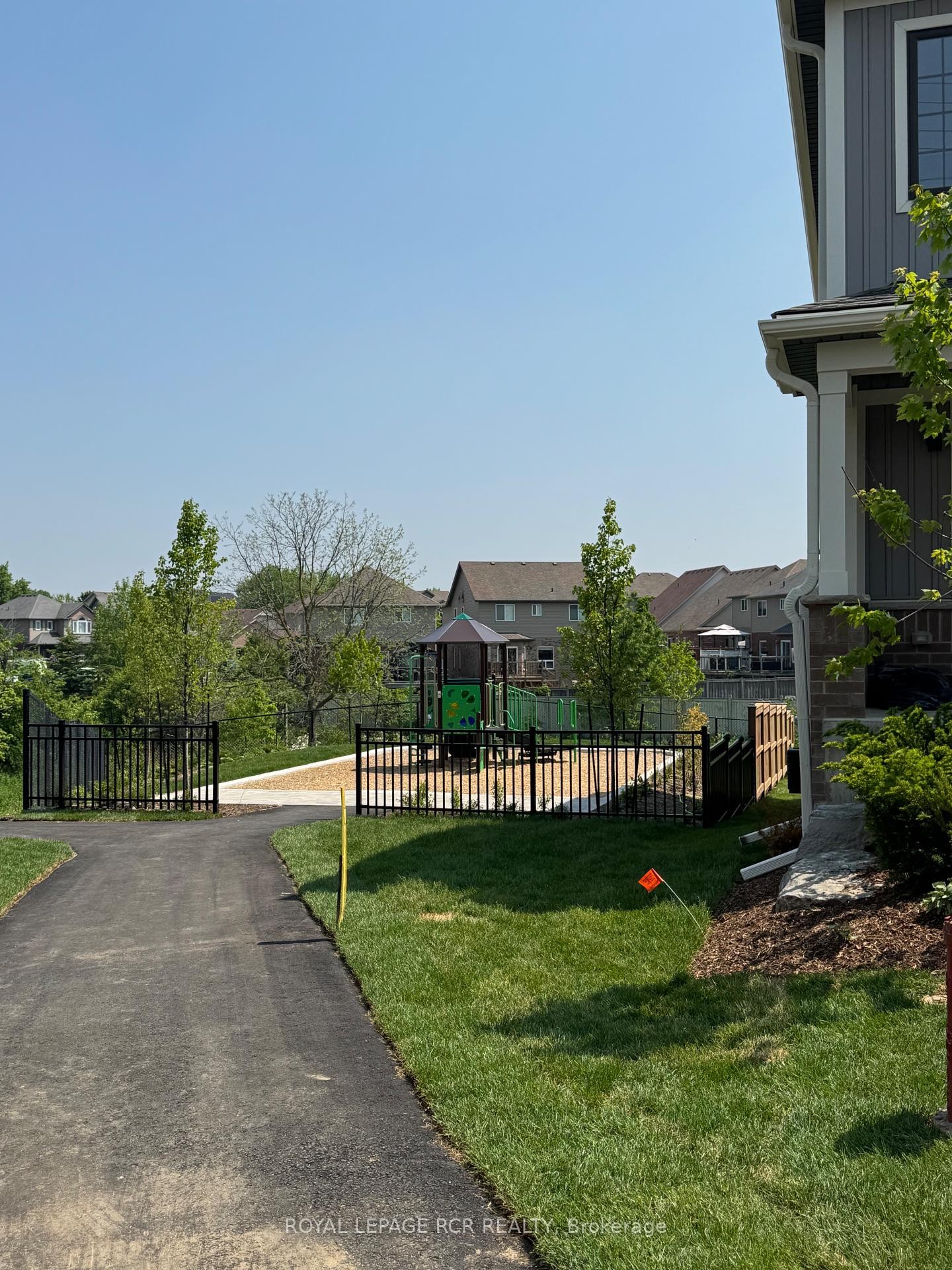 19-690 Broadway Avenue, Orangeville, ON - Outdoor