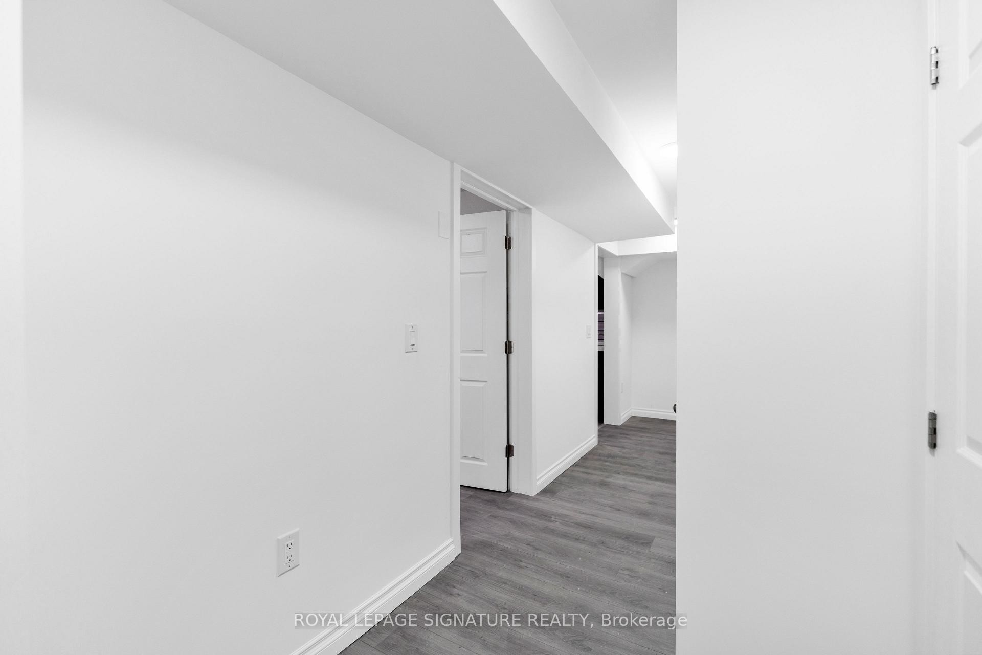 Bsmt-2255 Grand Ravine Drive, Oakville, ON - Indoor Photo Showing Other Room