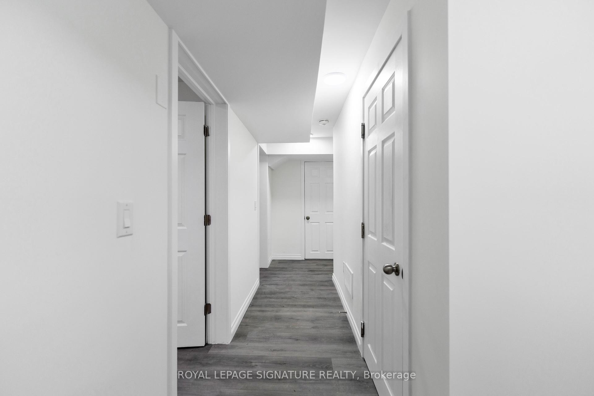 Bsmt-2255 Grand Ravine Drive, Oakville, ON - Indoor Photo Showing Other Room