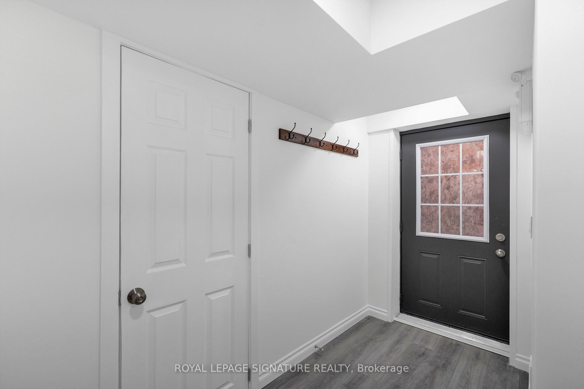 Bsmt-2255 Grand Ravine Drive, Oakville, ON - Indoor Photo Showing Other Room