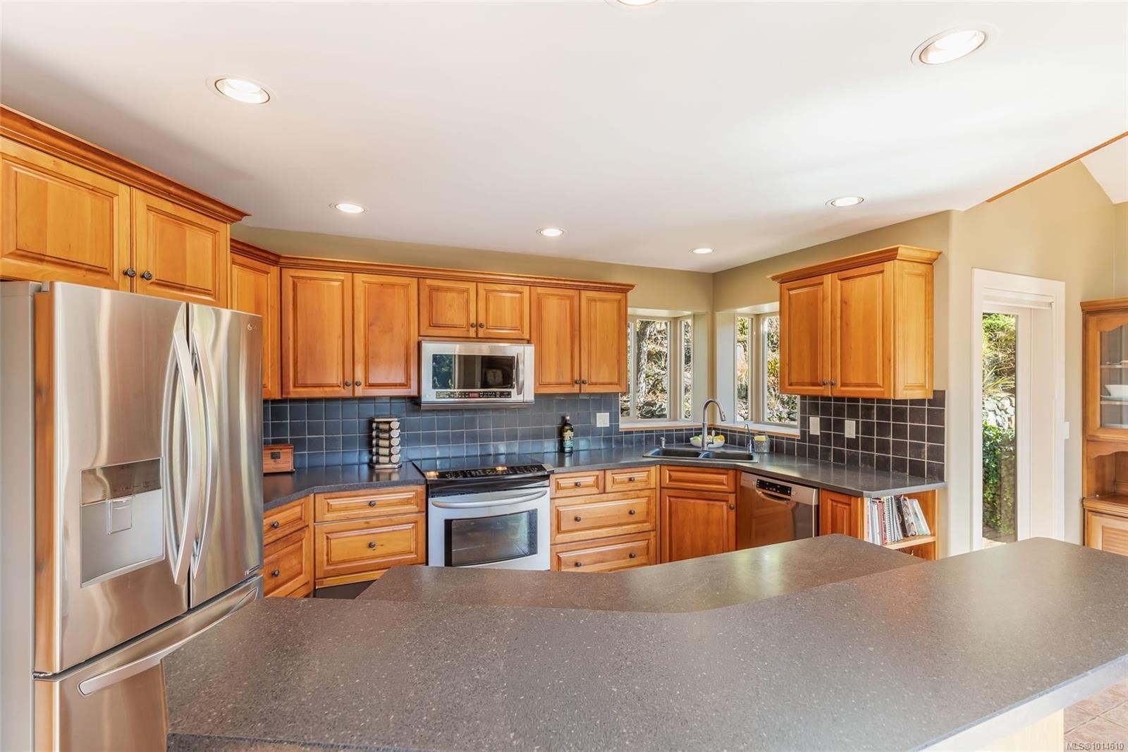 3380 Redden Rd, Nanoose Bay, BC