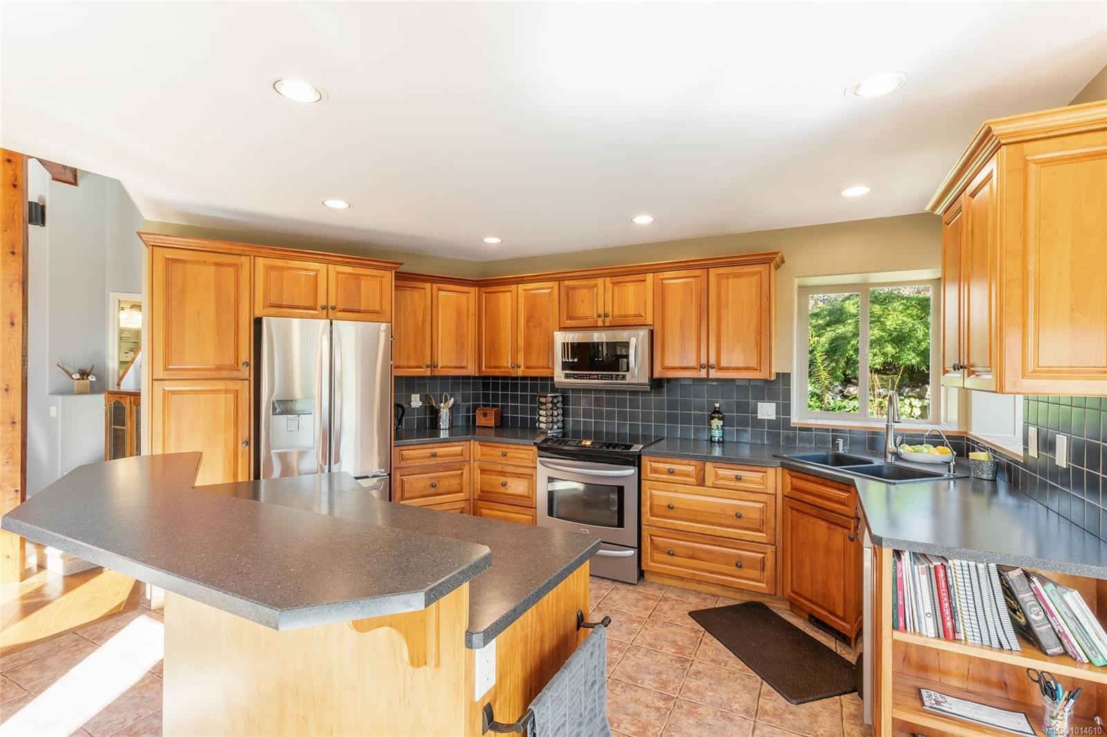 3380 Redden Rd, Nanoose Bay, BC