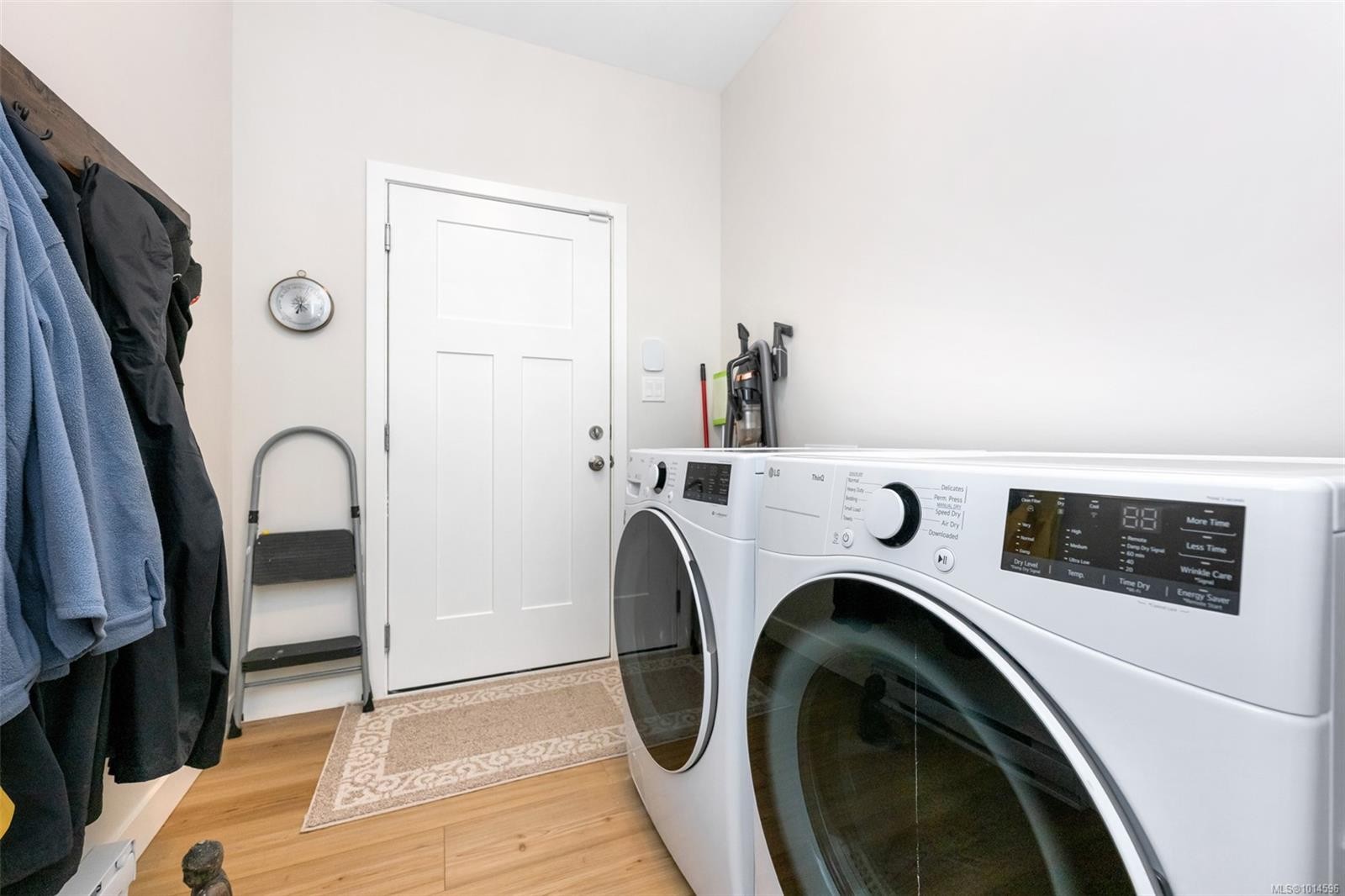 129 Edgewood Dr, Lake Cowichan, BC