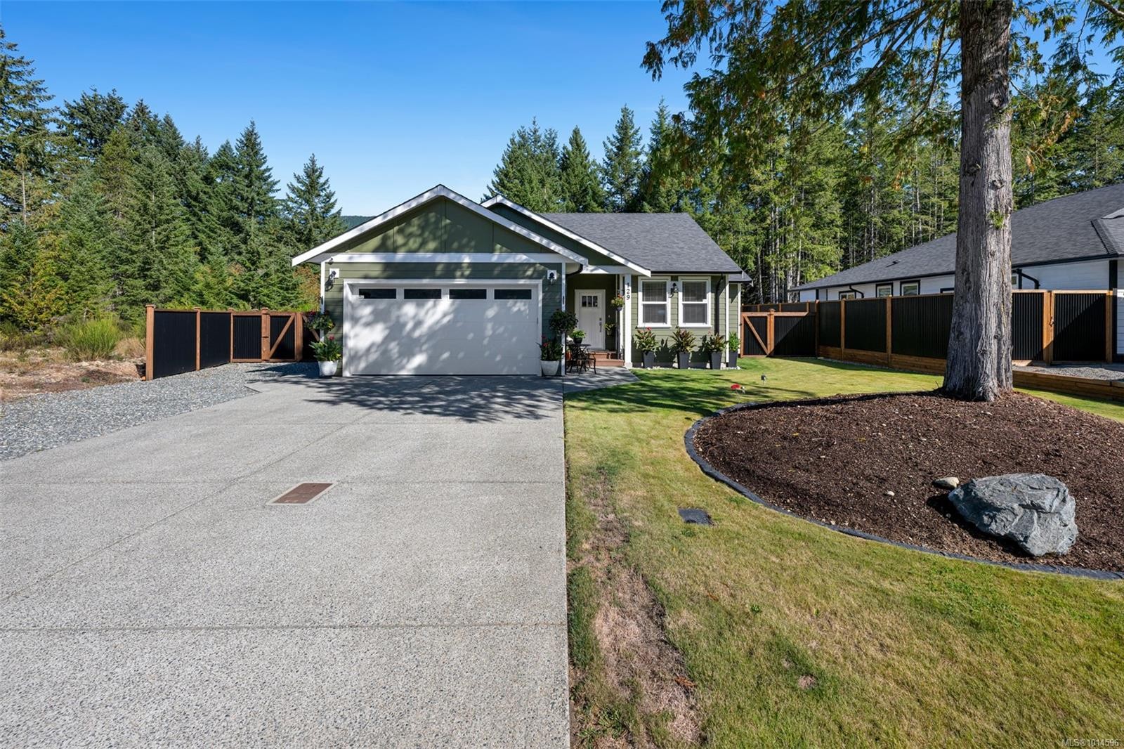129 Edgewood Dr, Lake Cowichan, BC