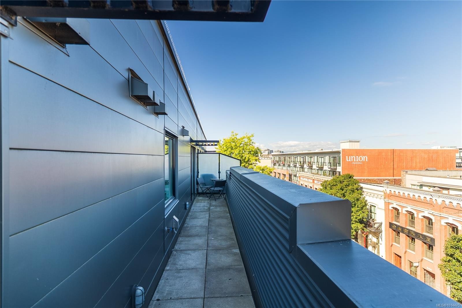 411-595 Pandora Ave, Victoria, BC - Outdoor With Exterior