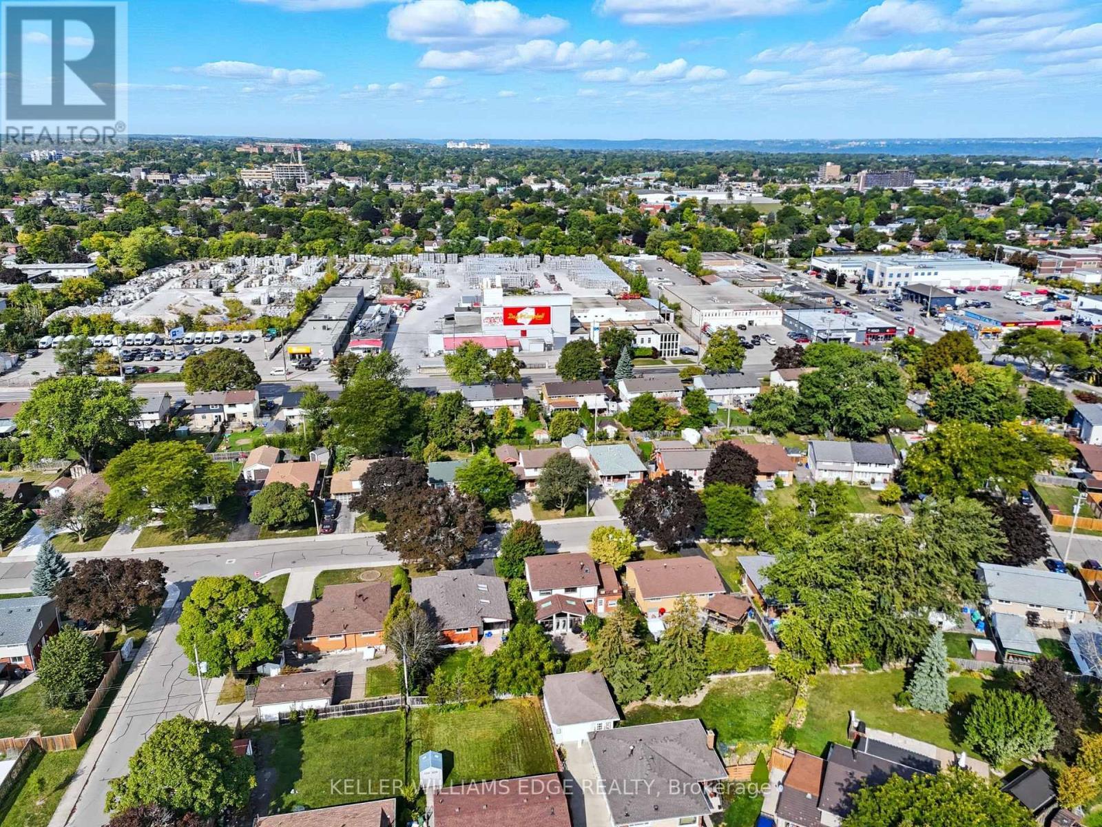 33 Goldfinch Road, Hamilton, ON - Outdoor With View