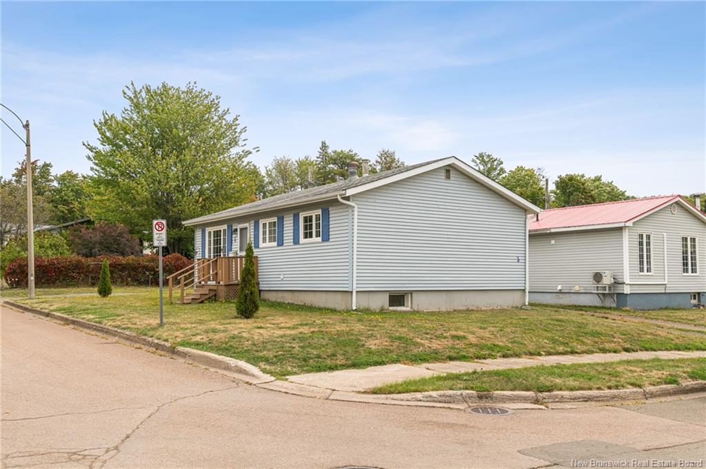 5 Wildwood, Moncton, NB