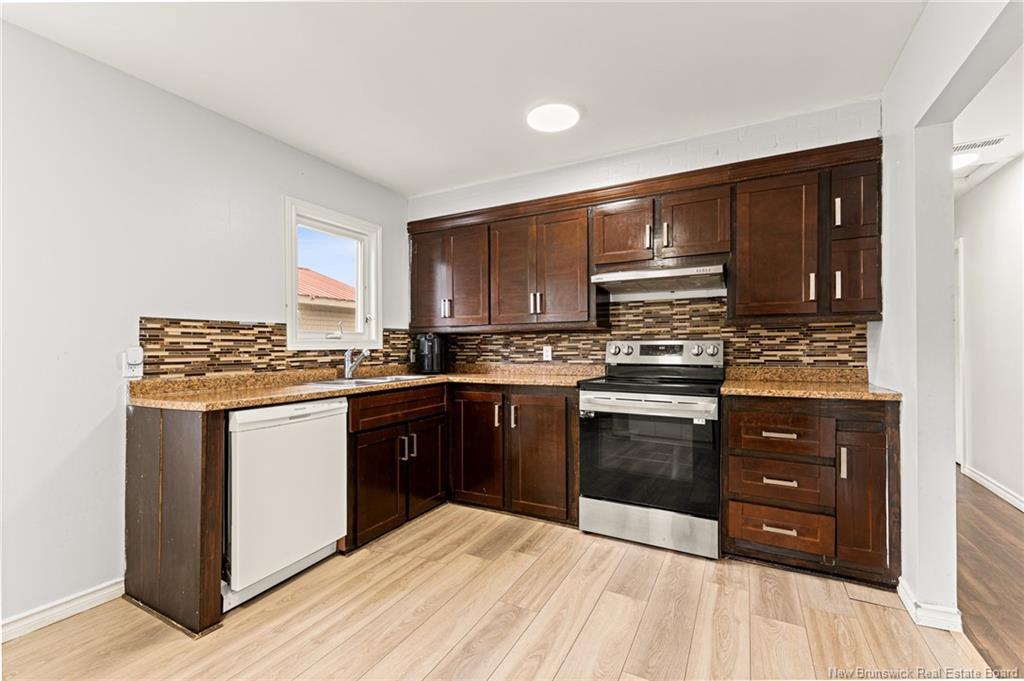 5 Wildwood, Moncton, NB